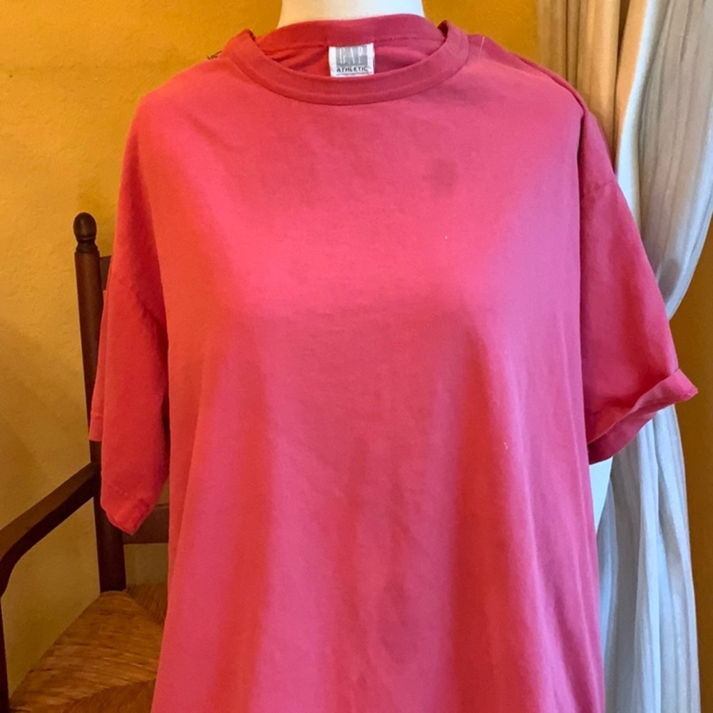 Gap T-shirt